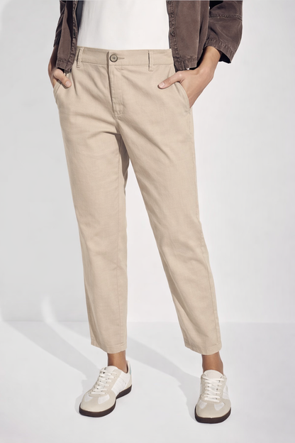 Comfortabele & stijlvolle pantalon en chino broeken voor de dames